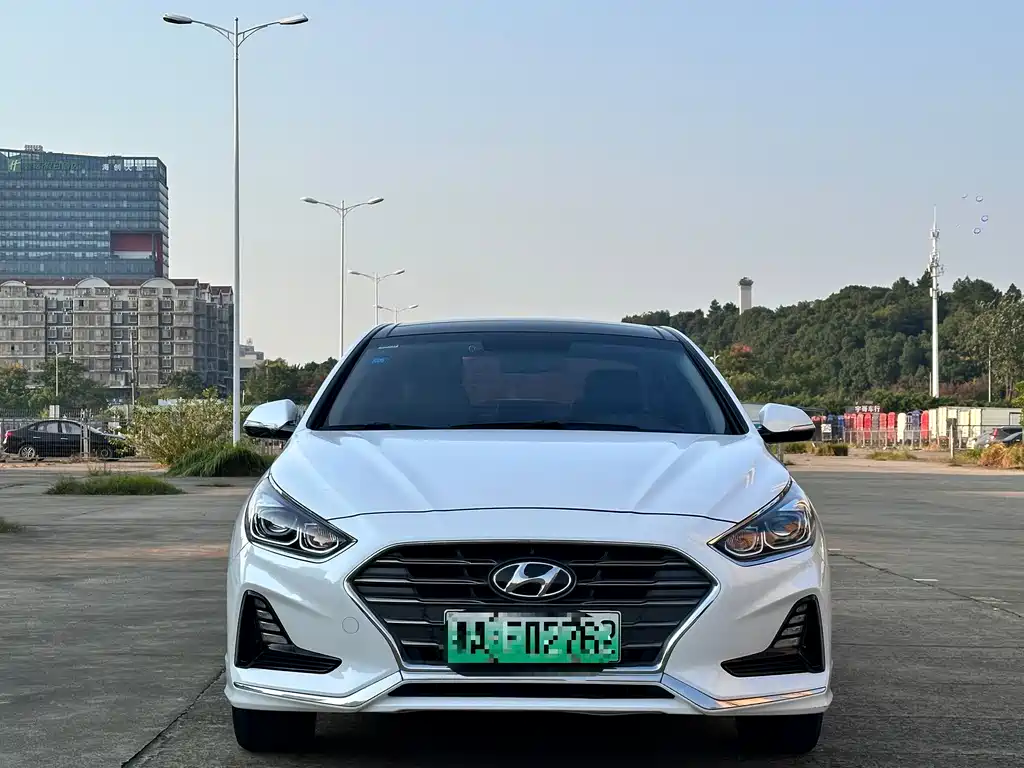 Hyundai Sonata PHEV — миниатюра 2