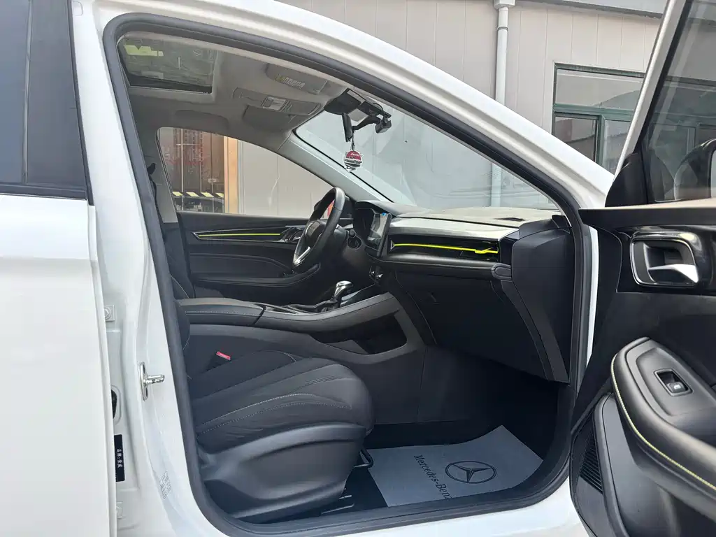 Roewe i5 2021 1.5L CVT