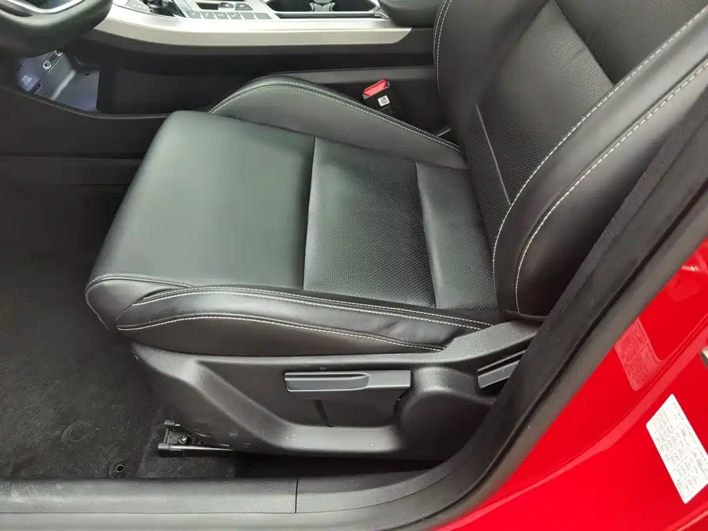 Geely Binyue — миниатюра 20