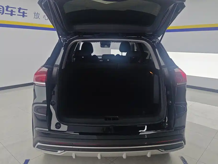 Geely Boyue — миниатюра 4