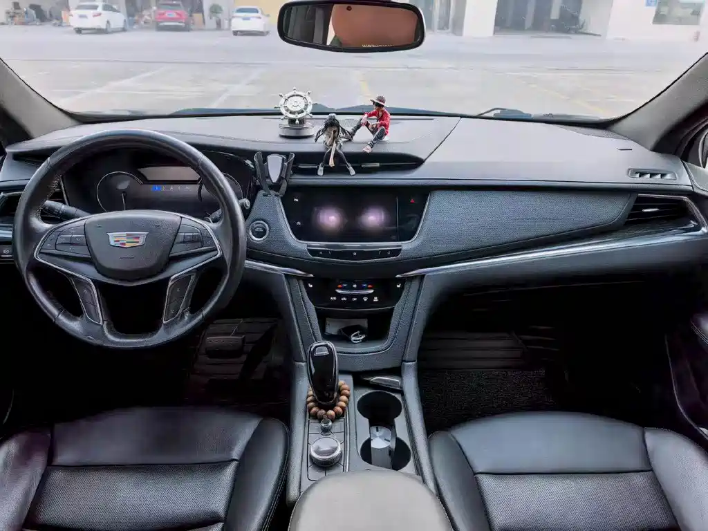Cadillac XT5 — миниатюра 4