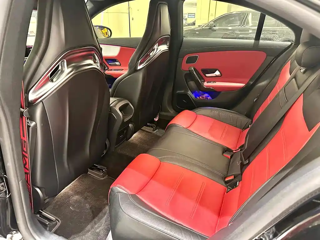 Mercedes-Benz CLA AMG — миниатюра 2
