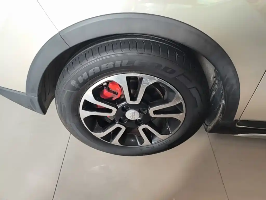 Geely Vision X3 — миниатюра 23