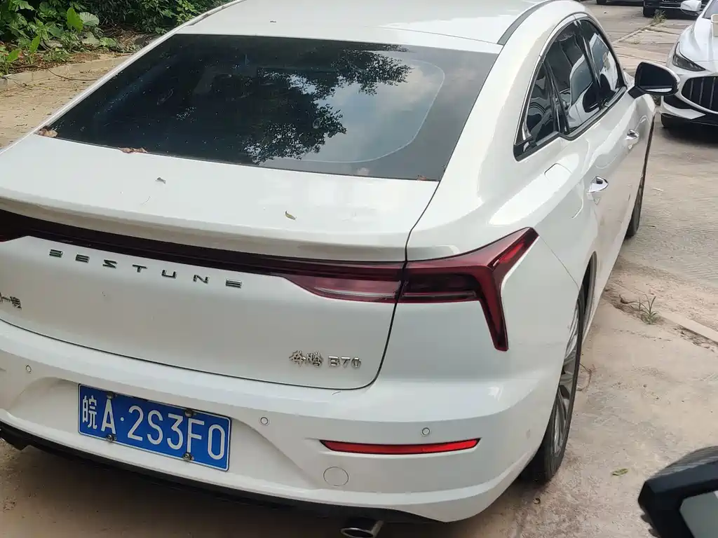 Bestune B70 3rd Gen 1.5T Auto Joy Type, фото 7