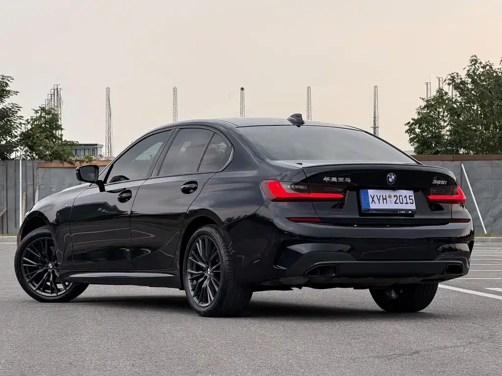 BMW 3 Series — миниатюра 18