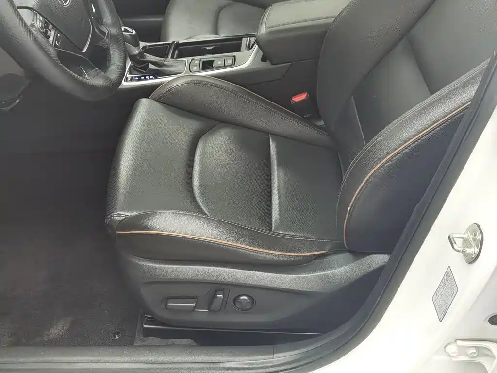 Hyundai Sonata — миниатюра 20