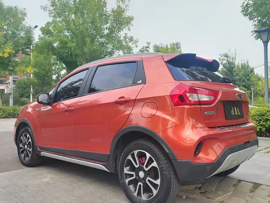 Geely Vision X3 — миниатюра 6