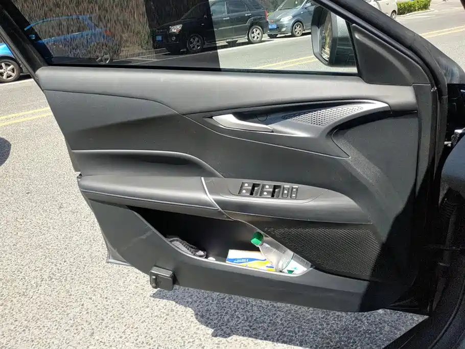 Changan Eado — миниатюра 7
