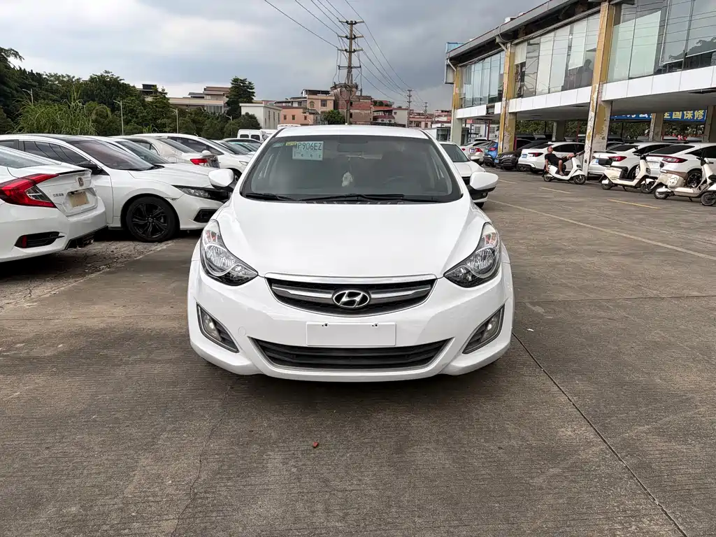 Hyundai Elantra Langdong — миниатюра 2
