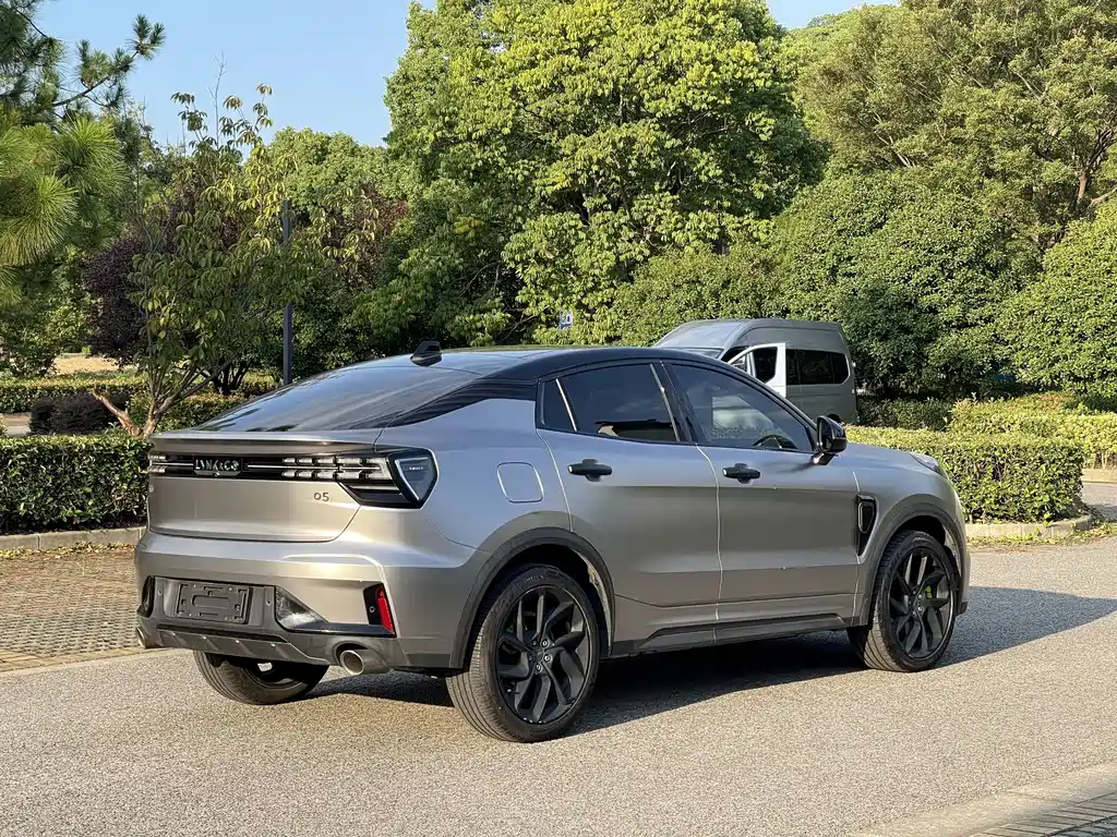 Lynk & Co 05 — миниатюра 15