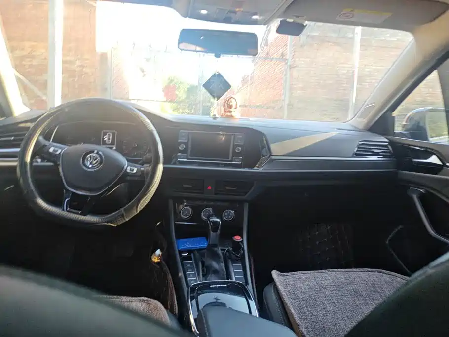 Volkswagen Sagitar — миниатюра 12
