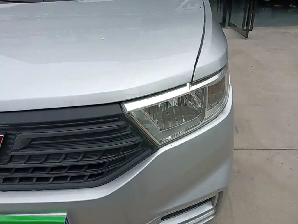 Wuling Hongguang V — миниатюра 24