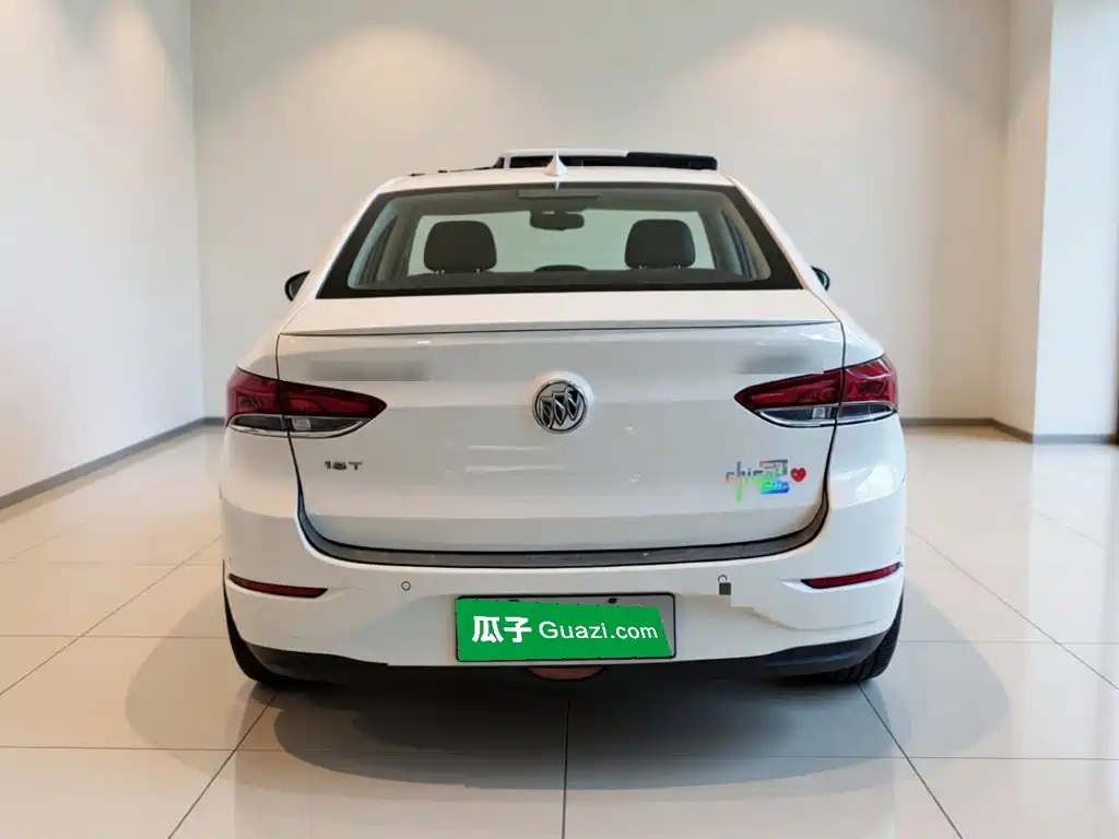 Buick Excelle — миниатюра 3
