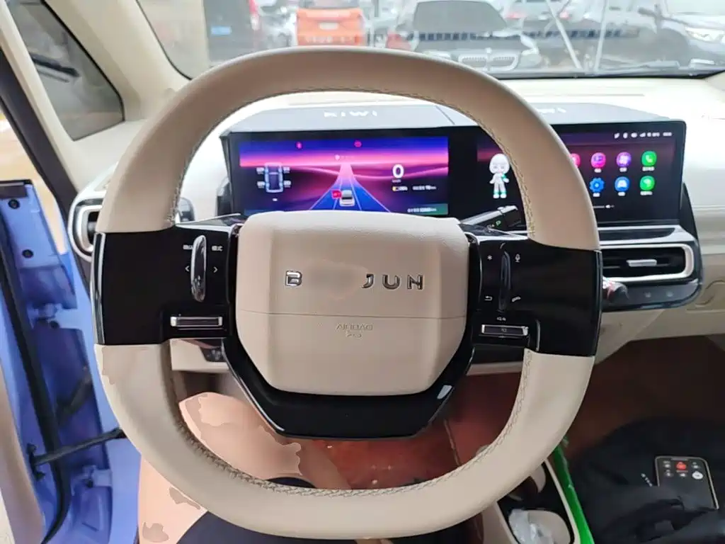 Baojun KiWi EV — миниатюра 11