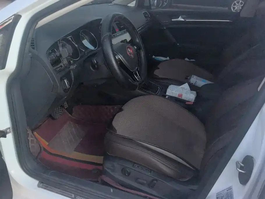 Volkswagen Golf — миниатюра 9
