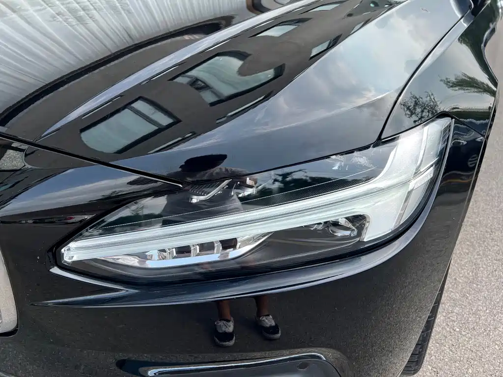 Volvo S90 — миниатюра 16