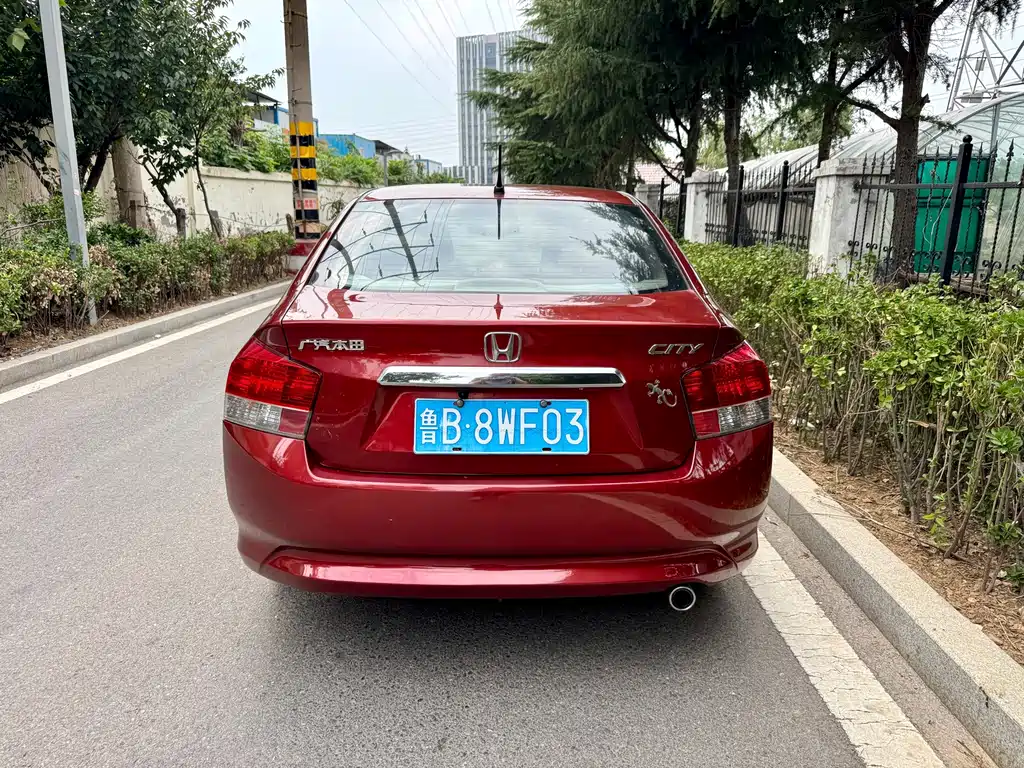 Honda City Classic — миниатюра 5
