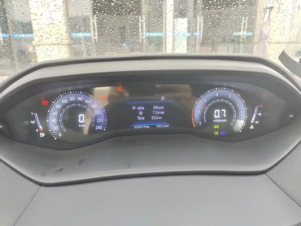 Peugeot 408 — миниатюра 4