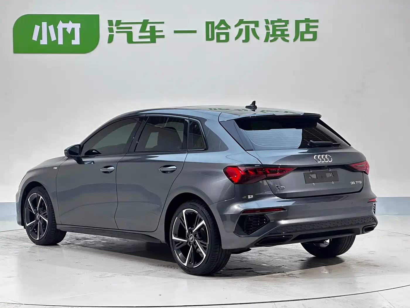 Audi A3 2022 Silver/gray из Китая