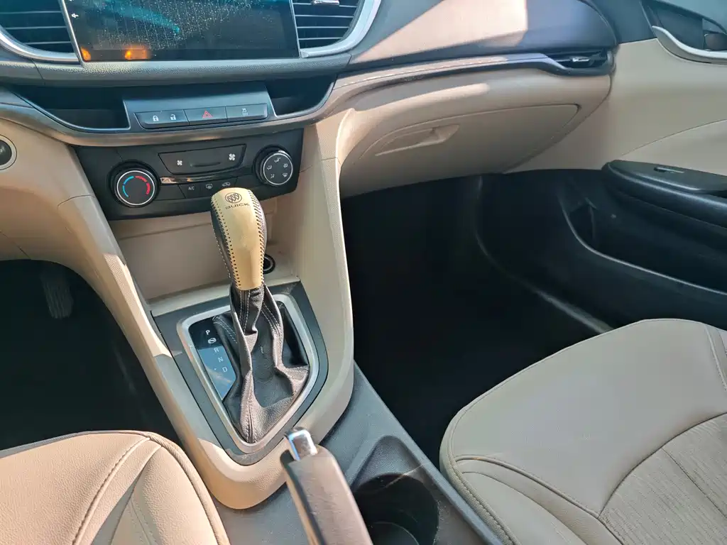 Buick Excelle — миниатюра 14