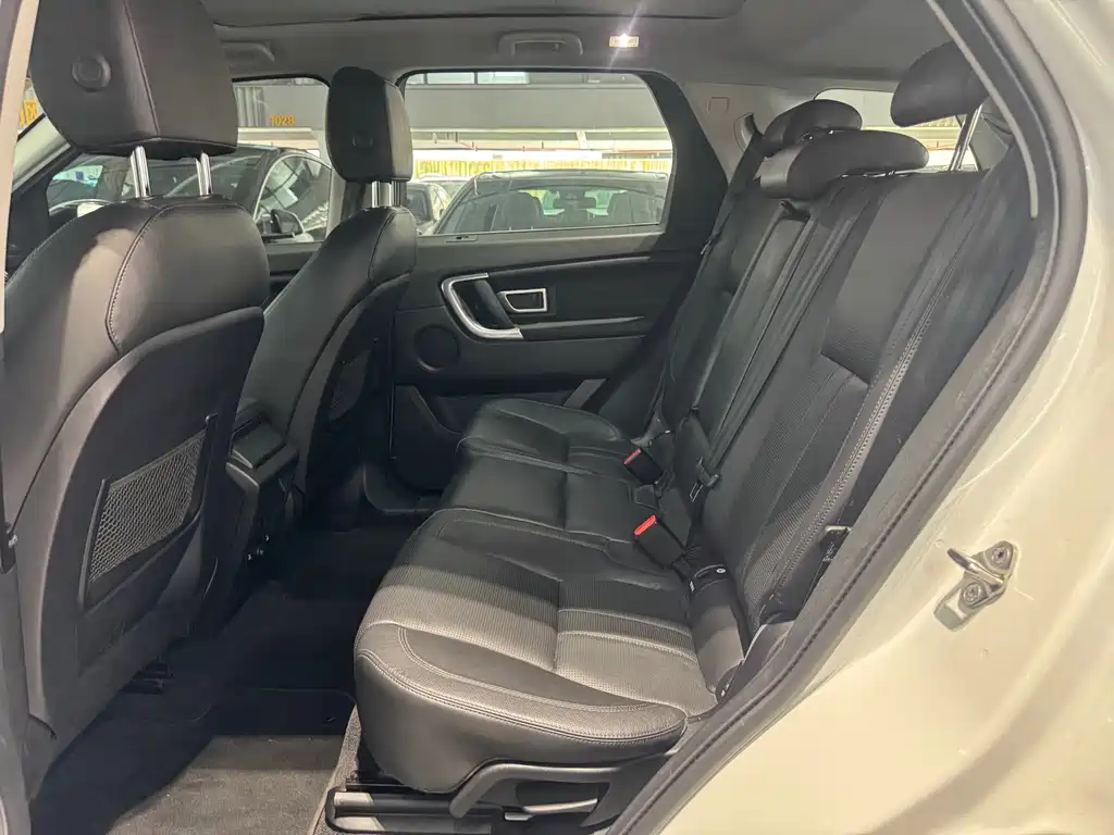 Land Rover Discovery Sport — миниатюра 11