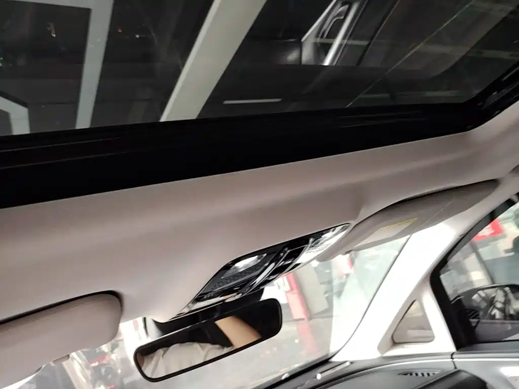 Roewe iMAX8 — миниатюра 18