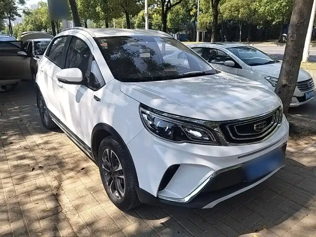 Geely Vision X3 — миниатюра 4