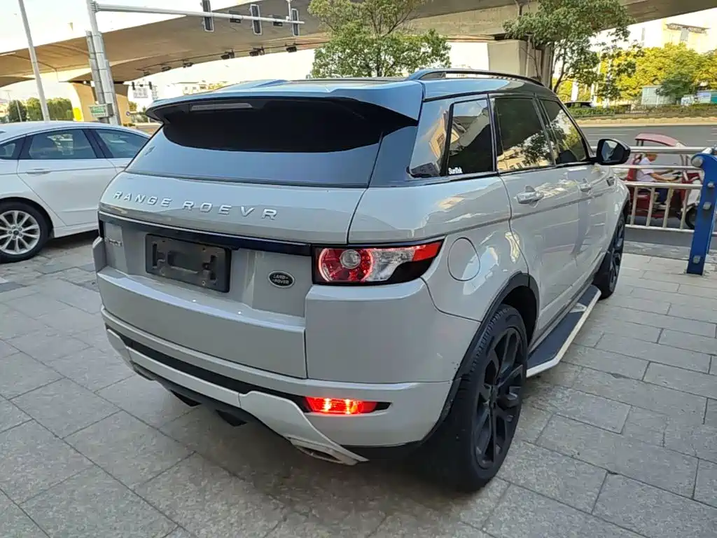 Land Rover Evoque (Import) — миниатюра 7
