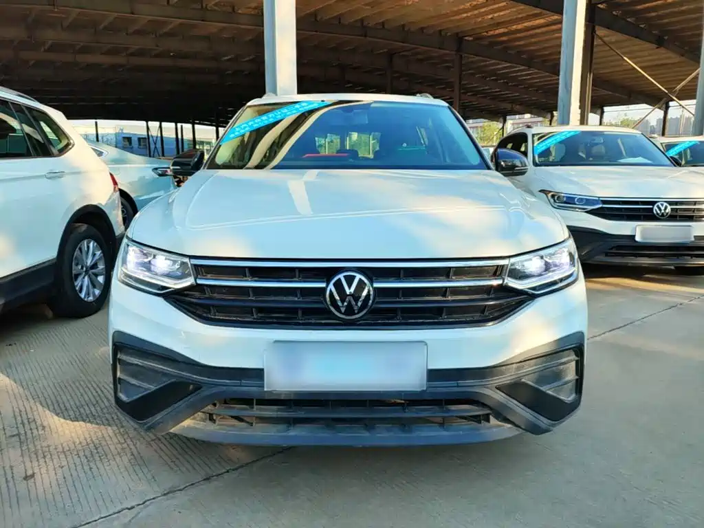 Volkswagen Tiguan L — миниатюра 3