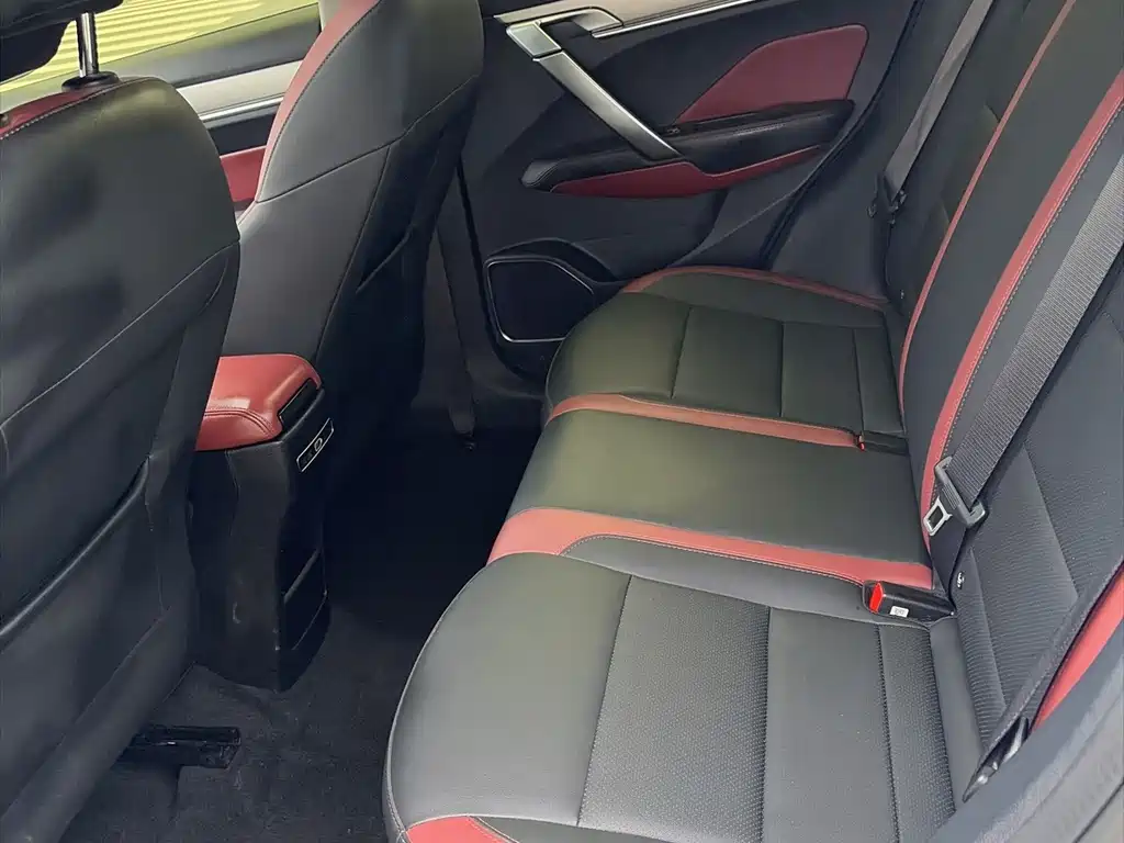Geely Binyue 1.4T DCT Diamond Edition, фото 19