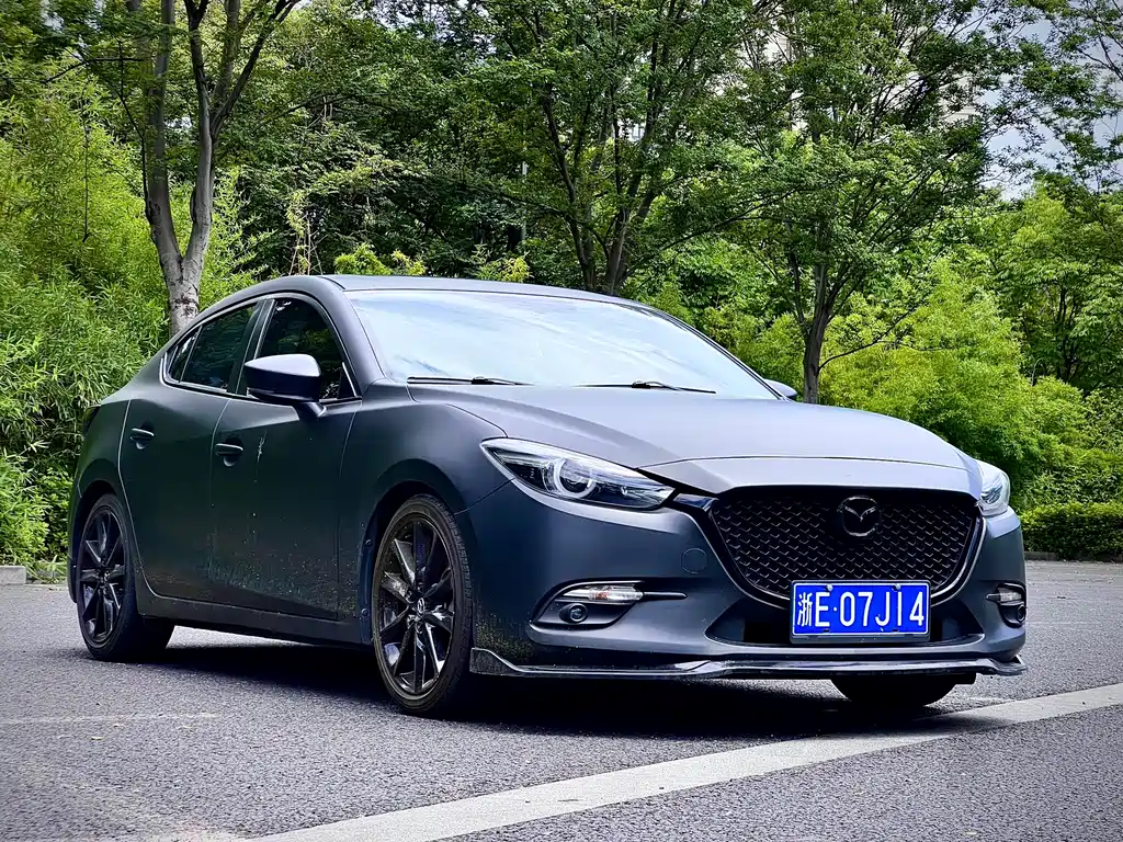 Mazda Mazda3 3 2019 1.5L AT Luxury VI