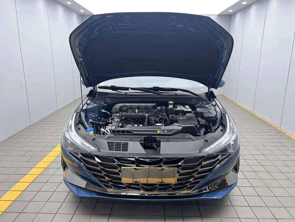 Hyundai Elantra — миниатюра 16