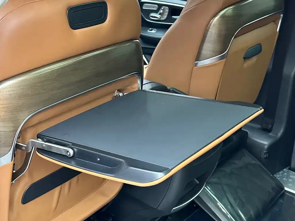 Mercedes-Benz V-Class — миниатюра 20