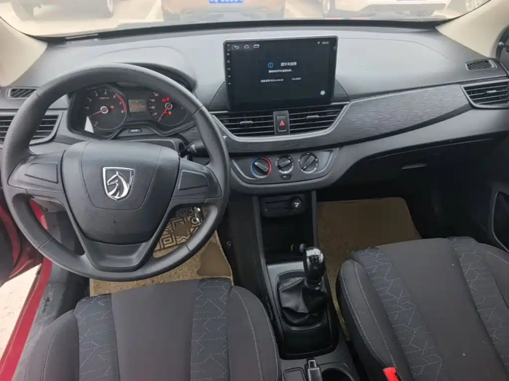 Baojun 310 — миниатюра 10