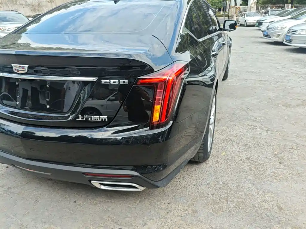 Cadillac CT5 — миниатюра 8