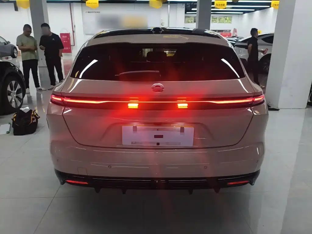 NIO ET5T — миниатюра 6