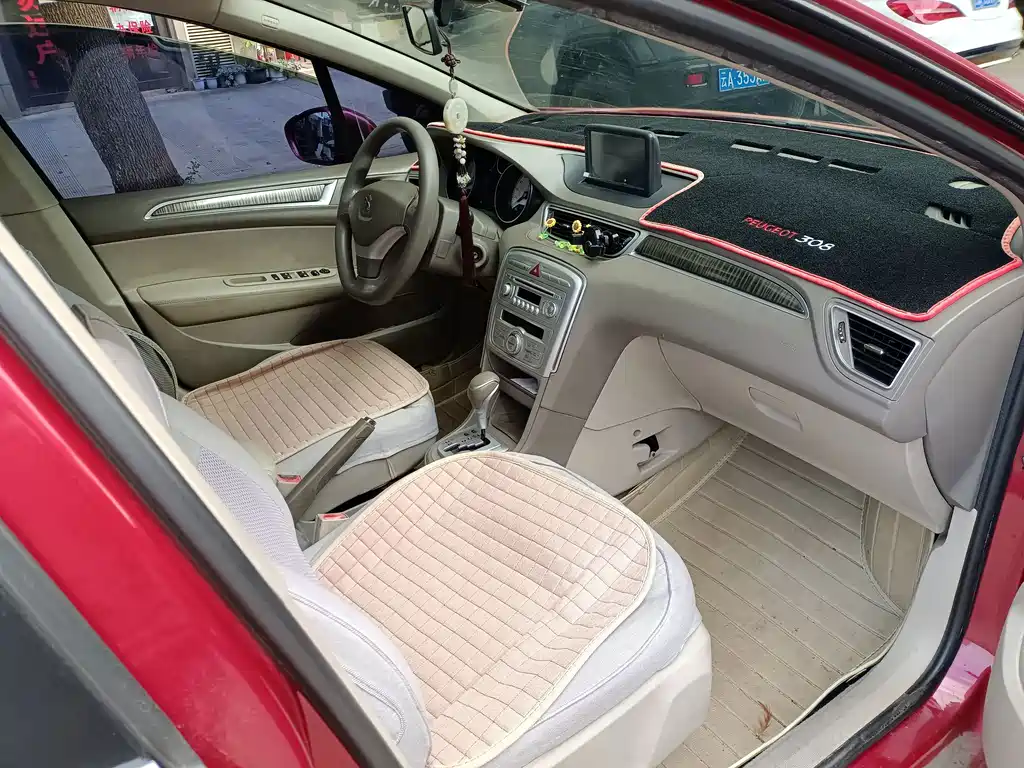 Peugeot 308 — миниатюра 18