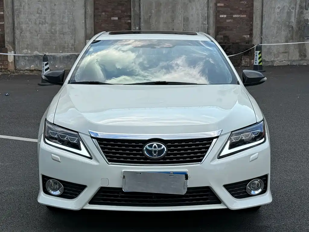 Toyota Camry — миниатюра 2