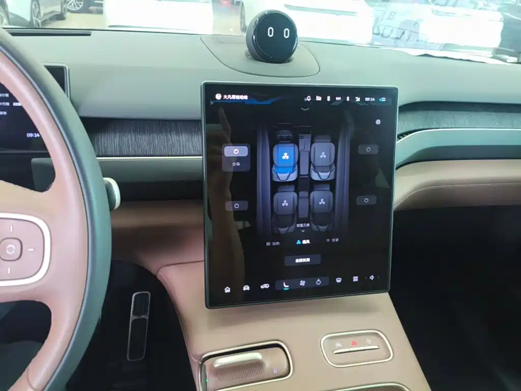 NIO ES8 — миниатюра 13