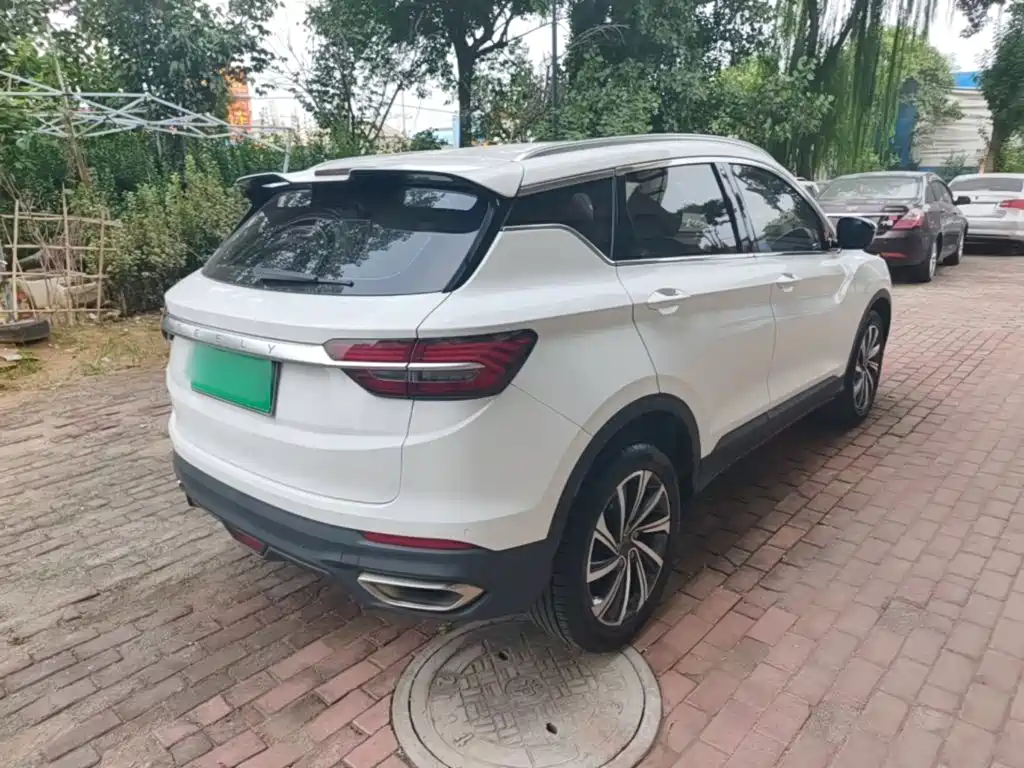Geely Binyue — миниатюра 7