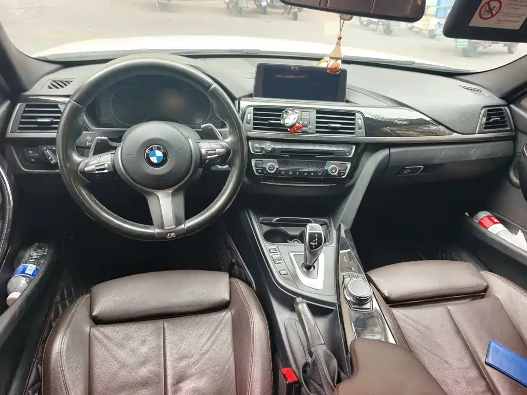 BMW 3 Series — миниатюра 13
