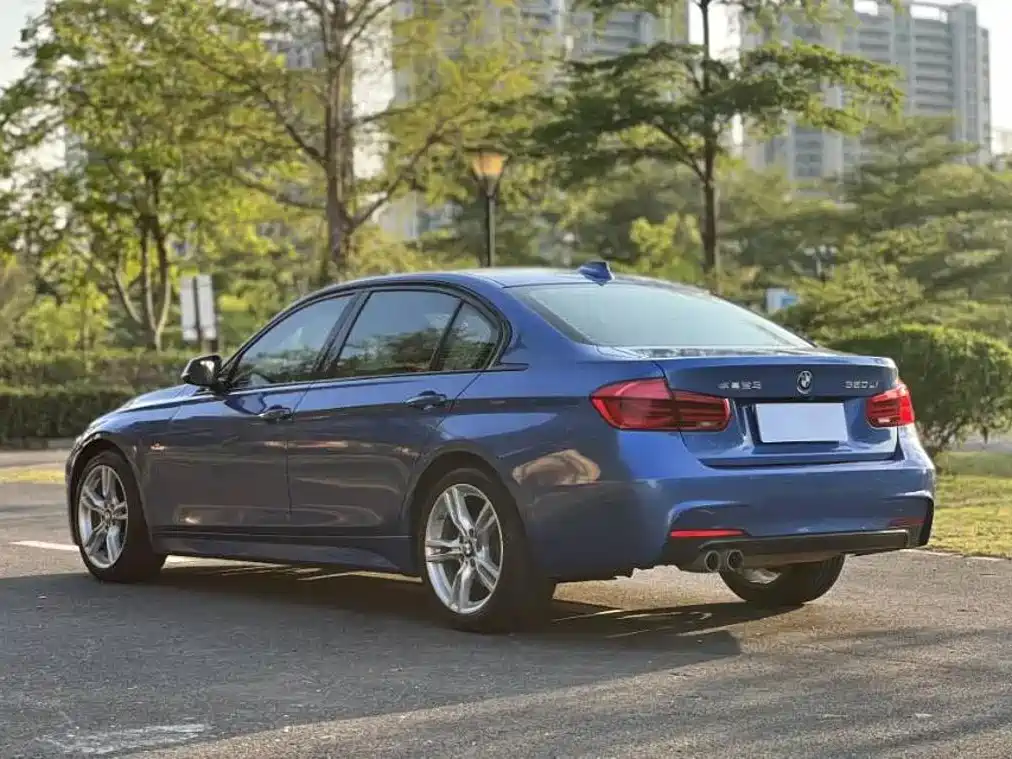 BMW 3 Series — миниатюра 7