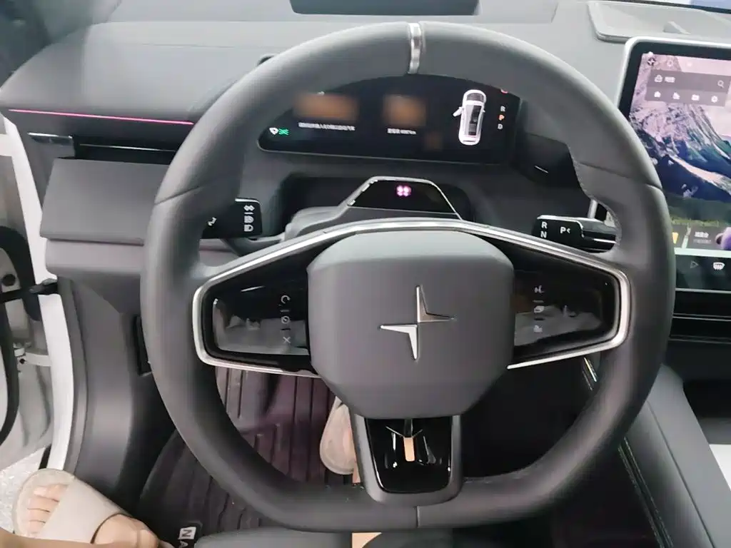 Polestar Polestar 4 — миниатюра 11