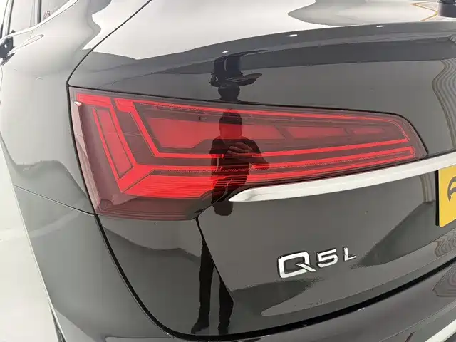 Audi Q5L Sportback — миниатюра 20