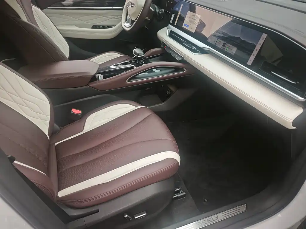 GEELY AUTOMOBILE XINGYUE L