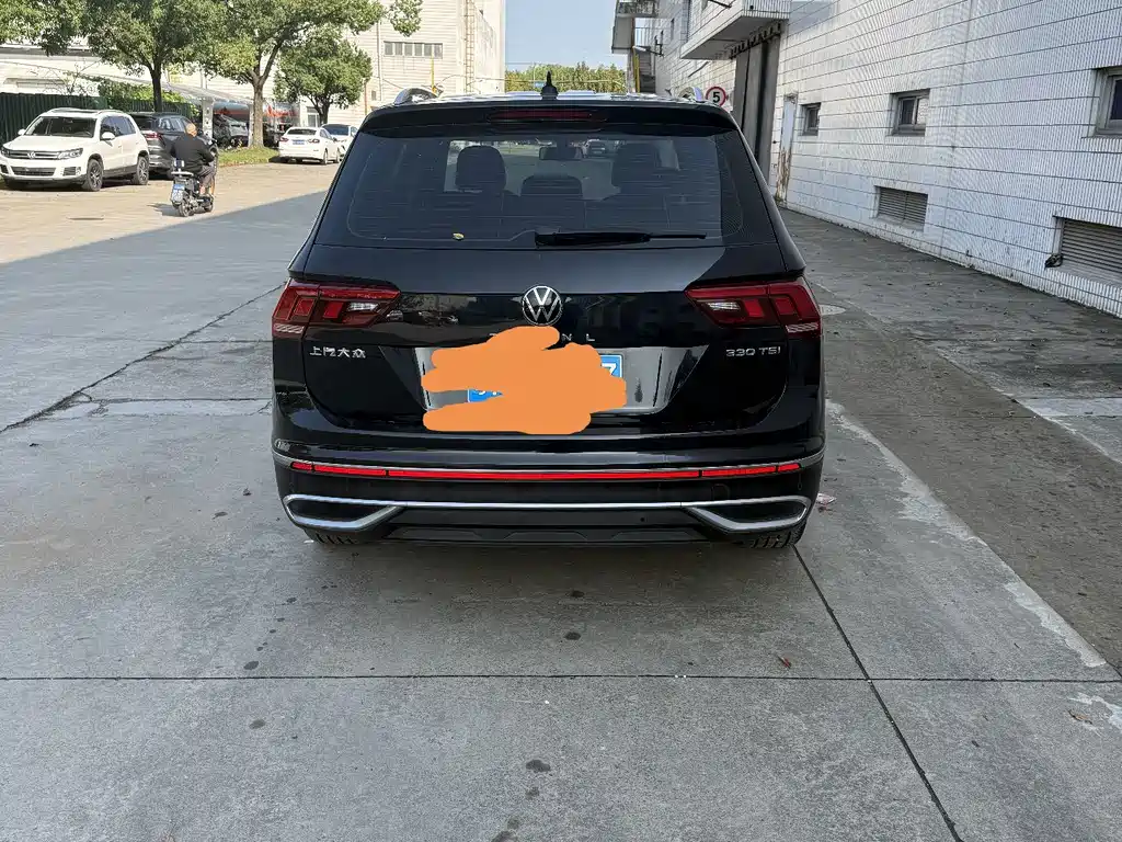 Volkswagen Tiguan L — миниатюра 6