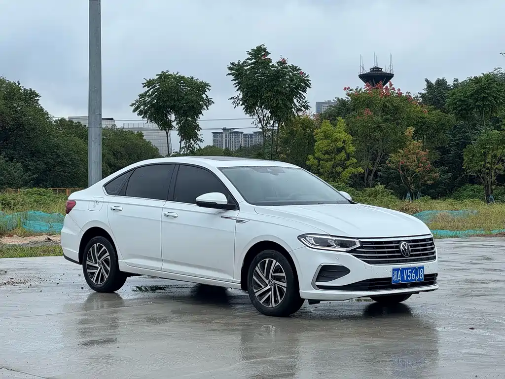 Volkswagen Lavida — миниатюра 3