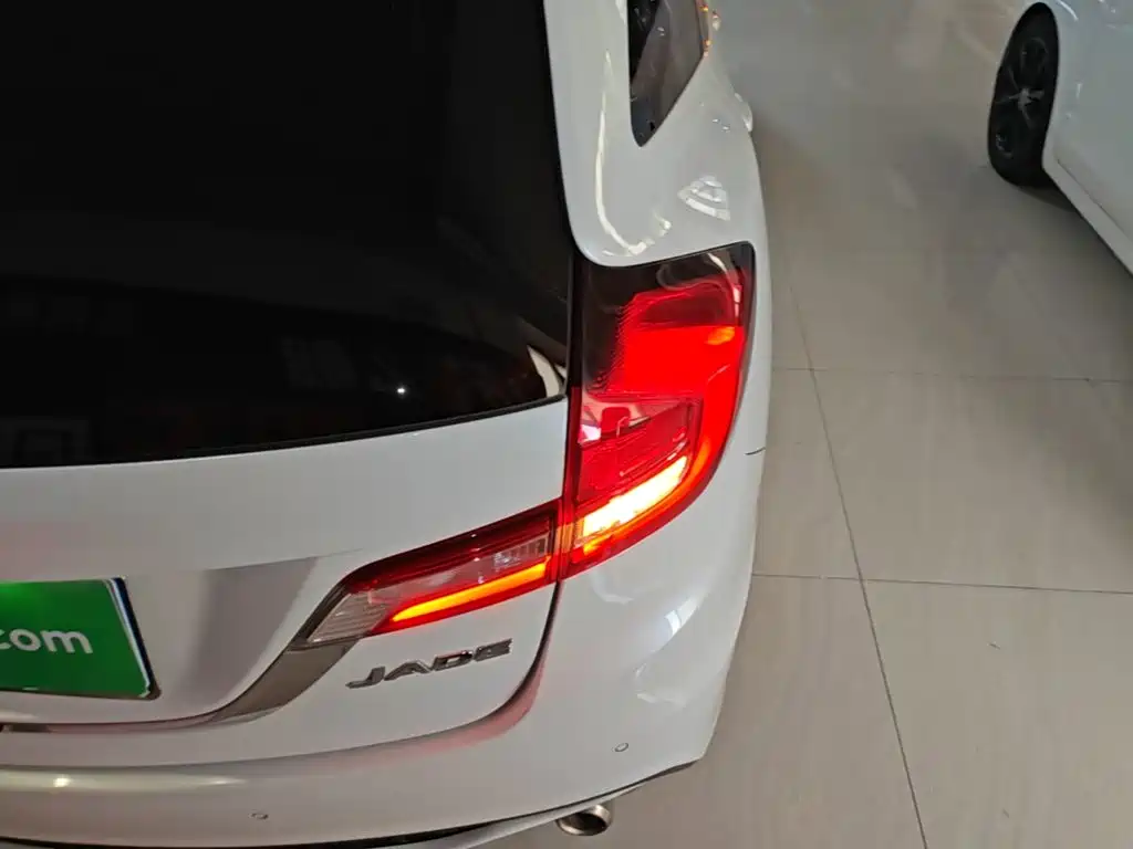 Honda Jade — миниатюра 8