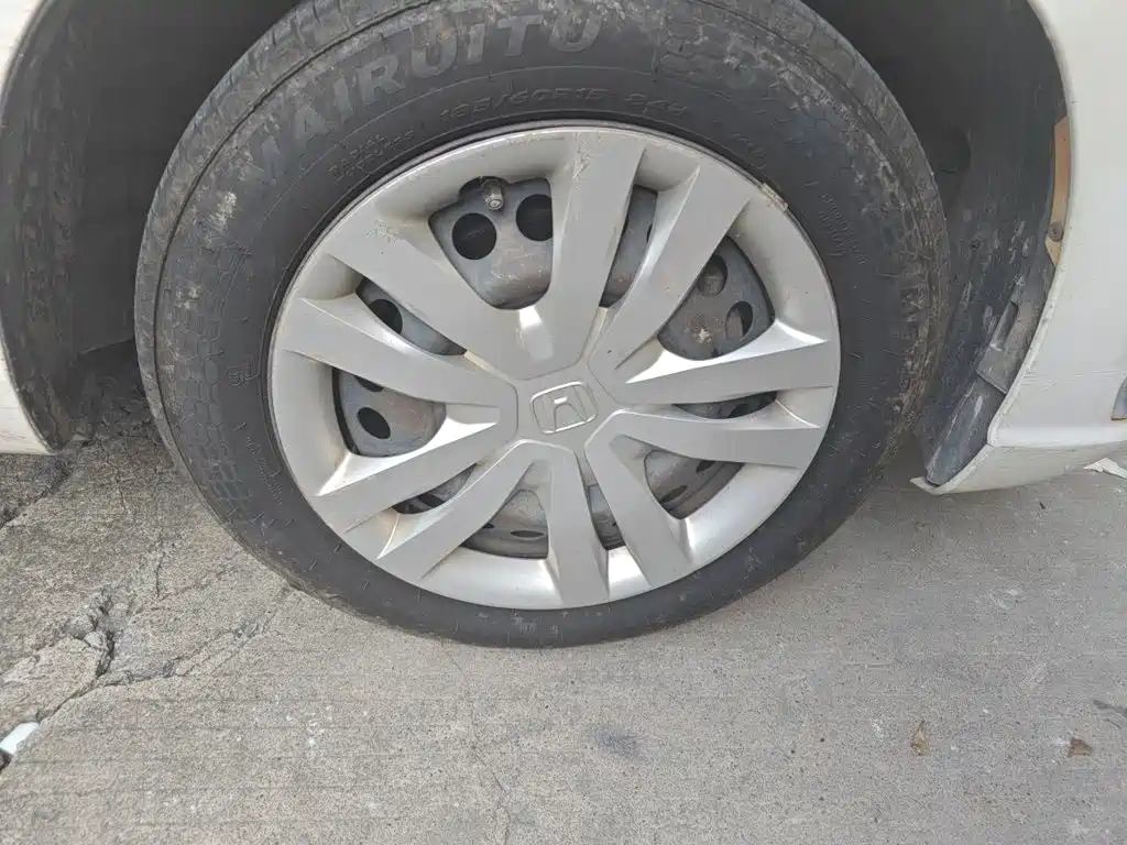 Honda Fit — миниатюра 8