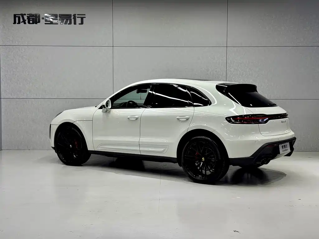 Porsche Macan — миниатюра 8